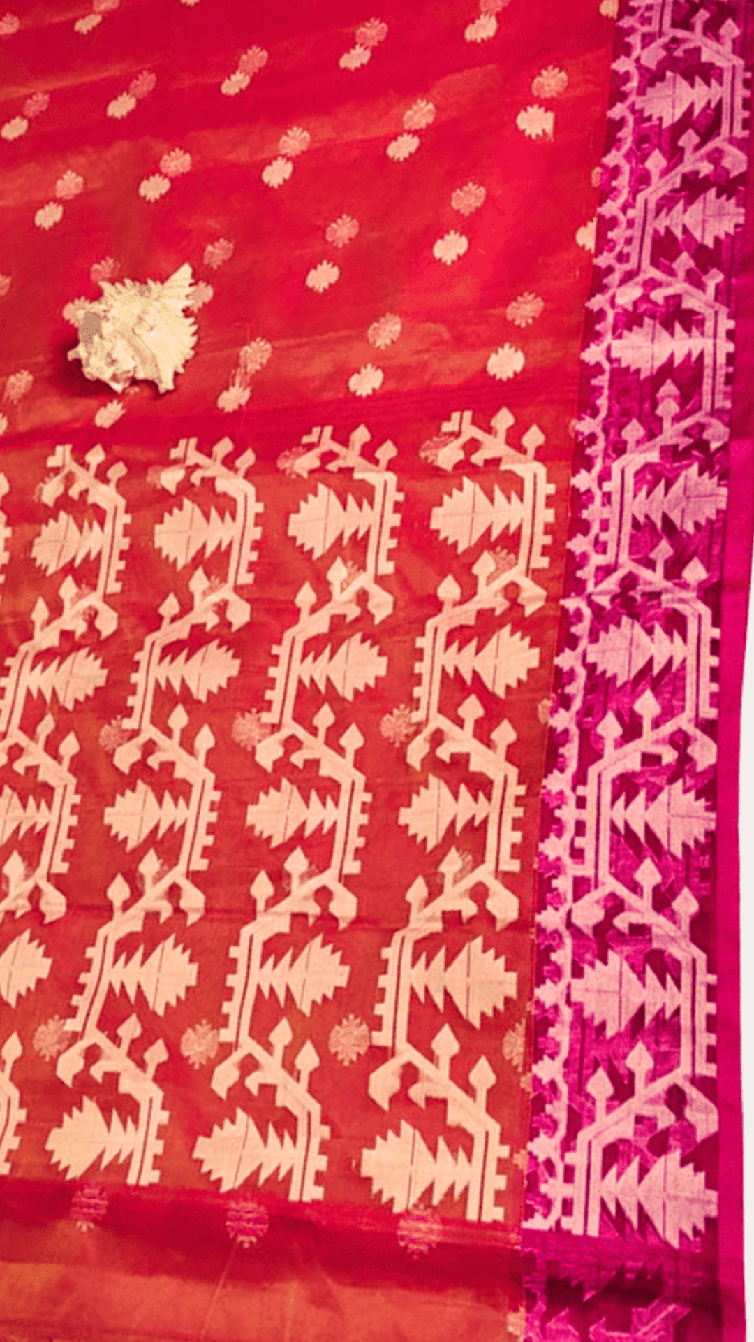 Dual Tone Maslin Jamdani Saree