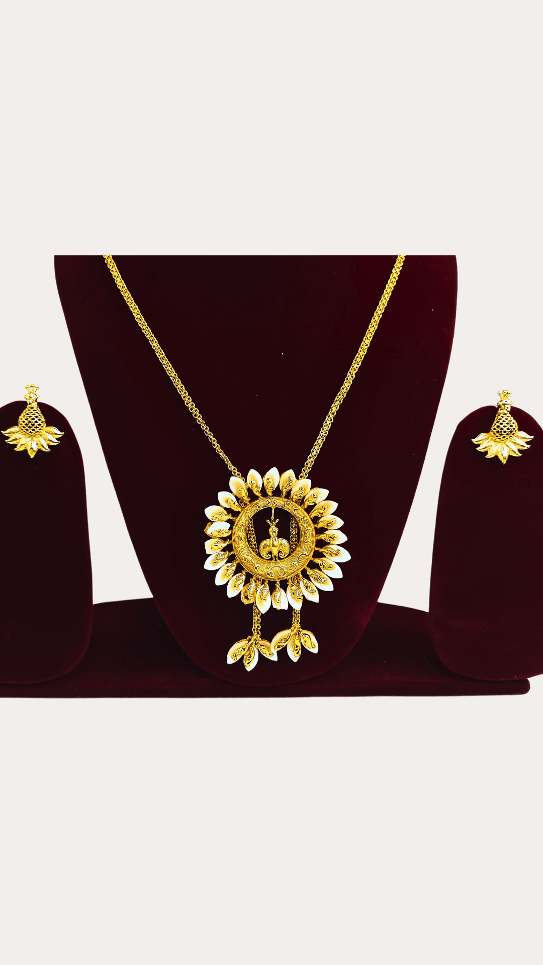 Gold Plated Peacock Shell Tie Chain