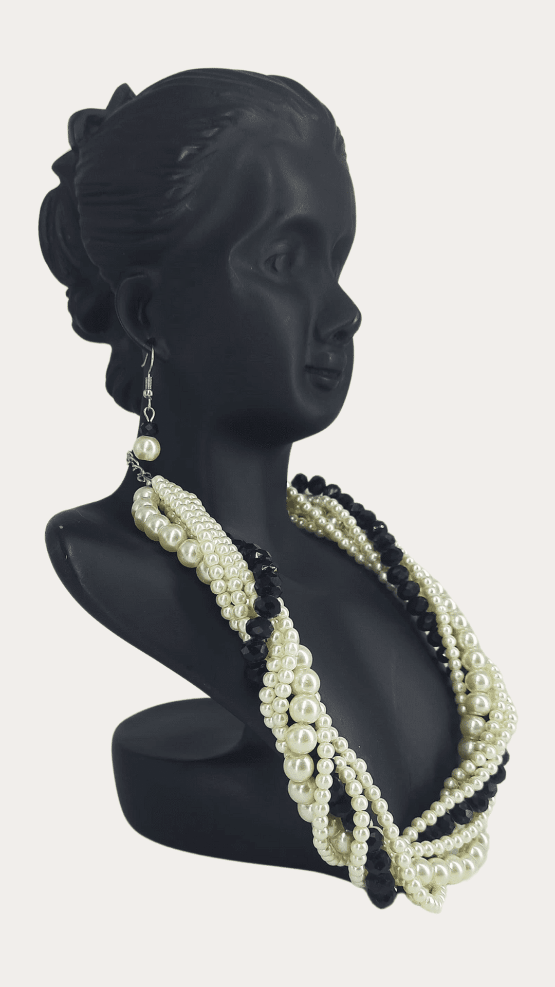 Versatile White Pearl With Black Crystal NeckPiece