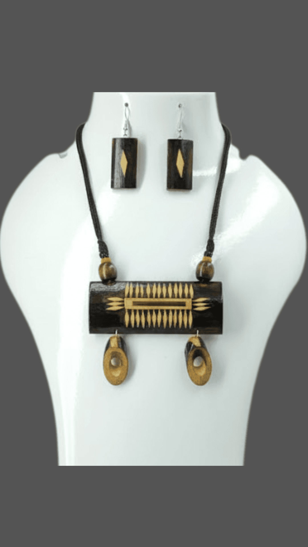 Bamboo Necklace Set