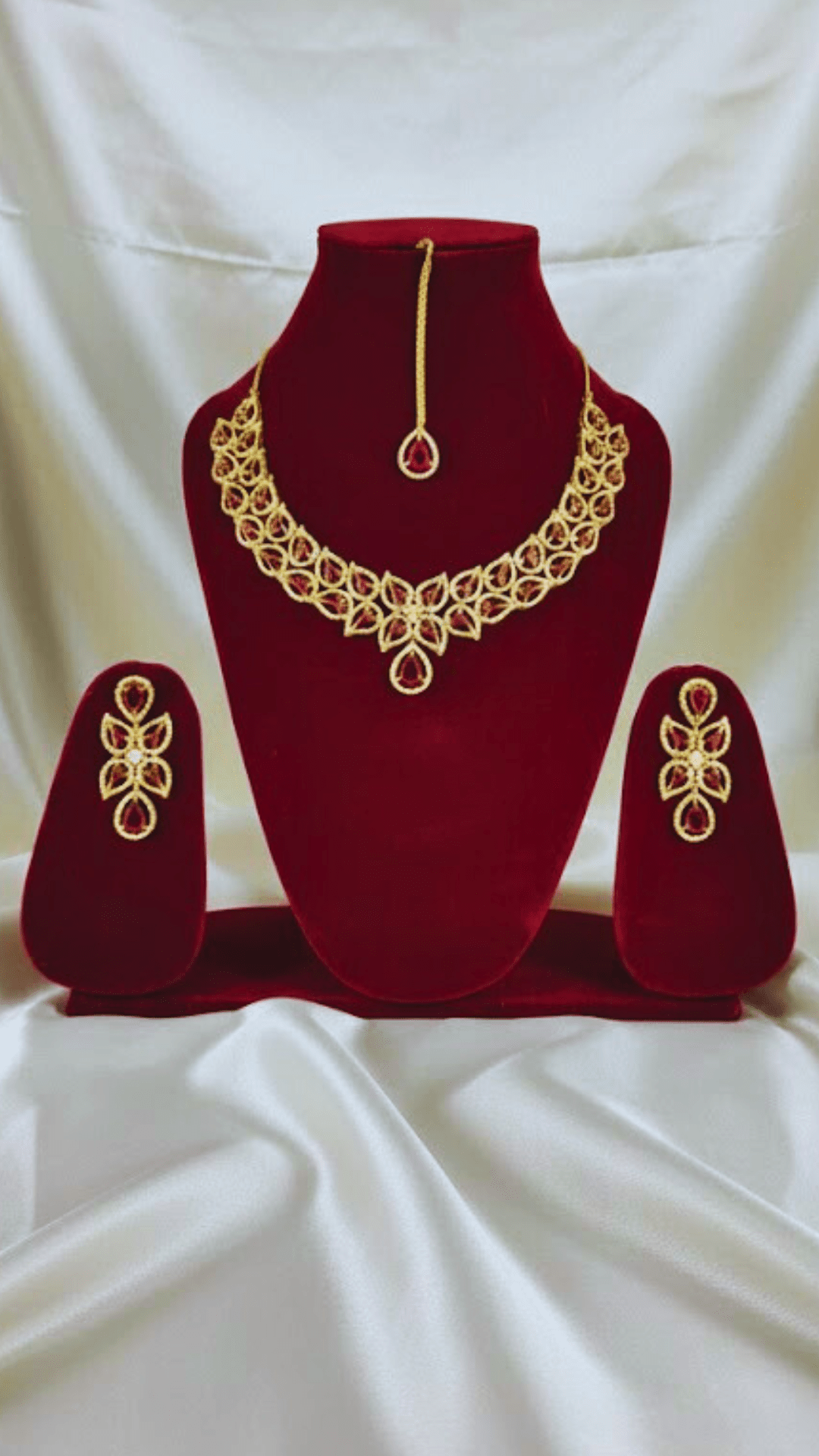 Costume Ad Stone Fitted Elegant Rose Colour Necklace Set With Maang Tikka