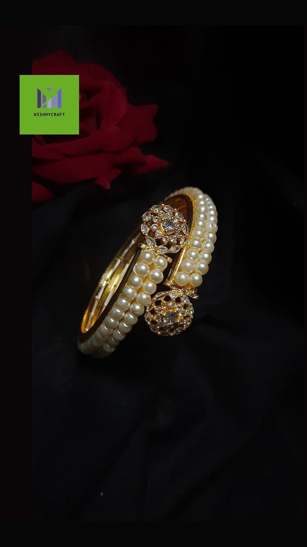 TRENDY PEARL BANGLE