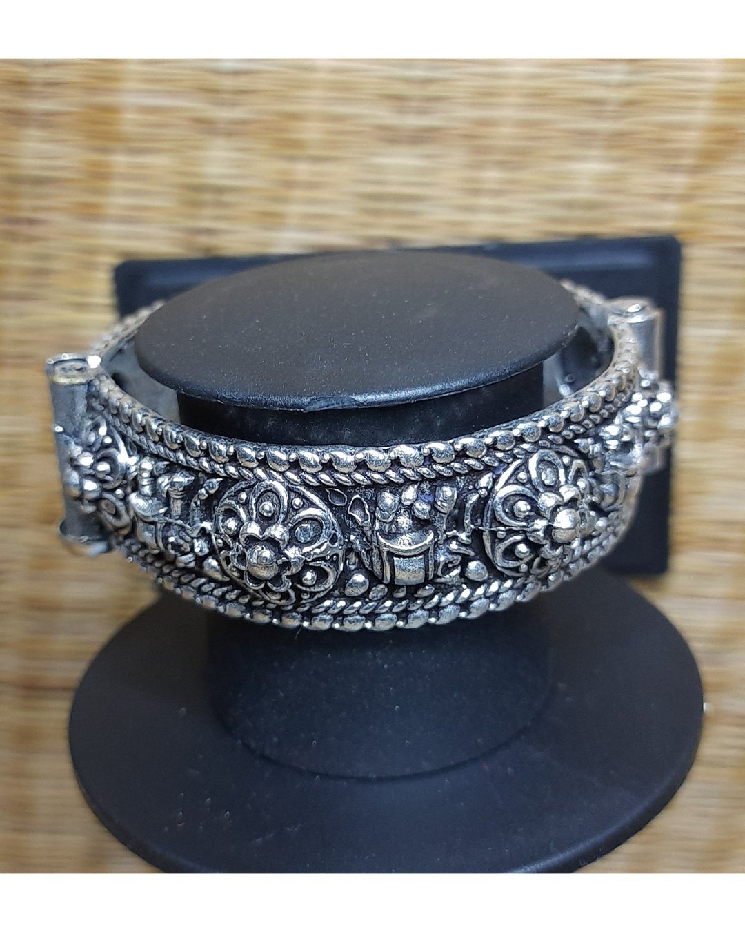 OXIDIZE BANGLE