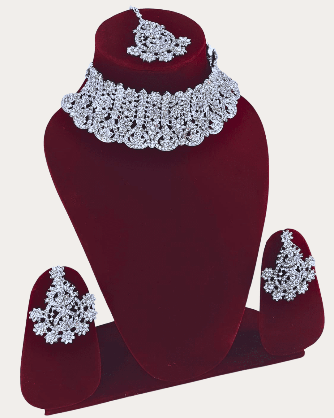 Artificial Rhodium Stone Necklace Set With Mang Tikka