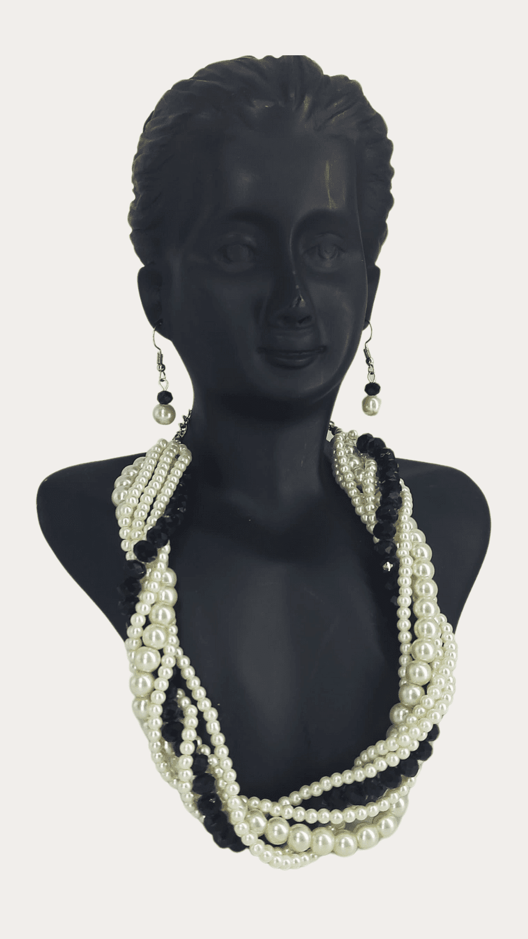Versatile White Pearl With Black Crystal NeckPiece