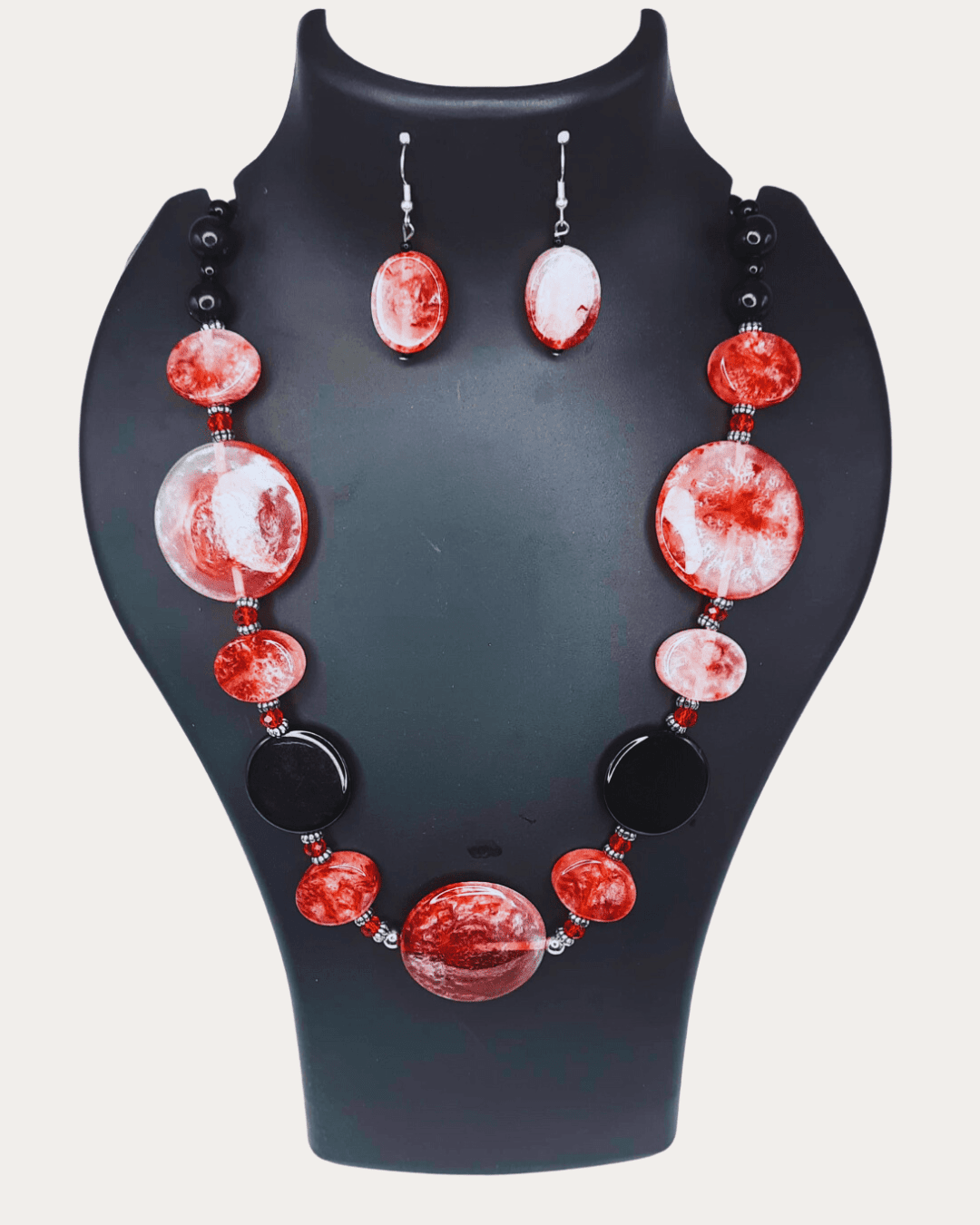 Madelion Round Red Beads Necklace