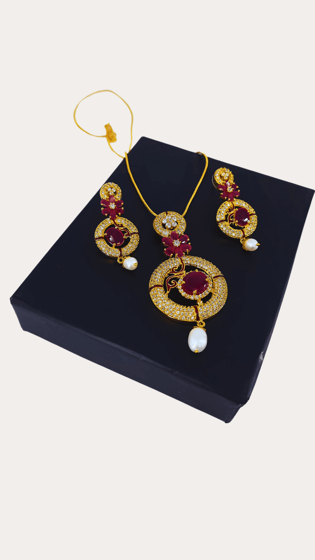 Costume Ad Stone Fitted Pendent Set