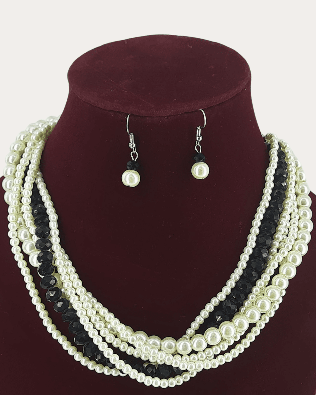 Versatile White Pearl With Black Crystal NeckPiece