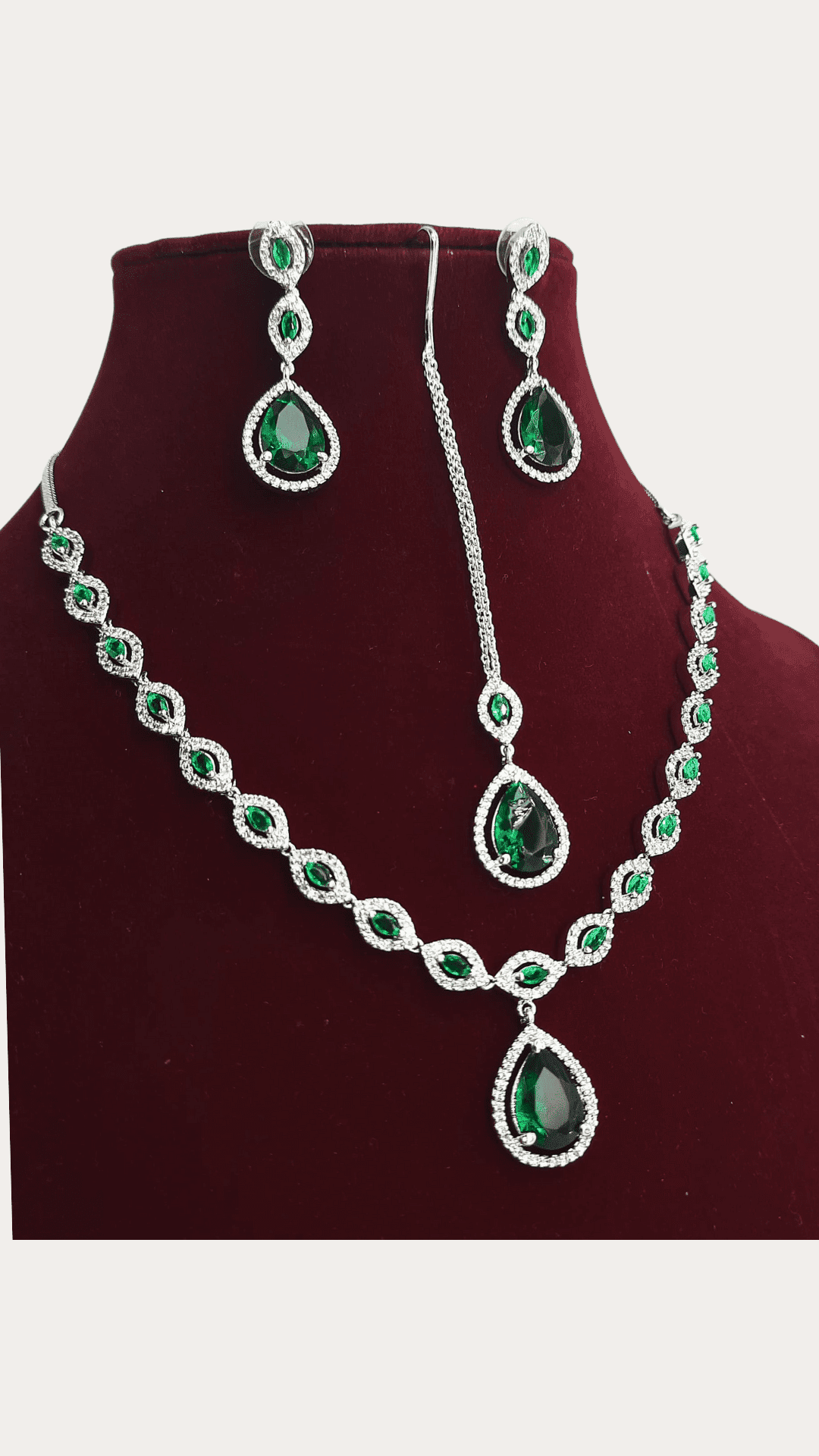 Costume Ad Waterdrop Shaped Necklace Set With MaangTikka