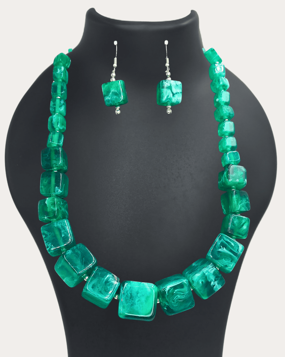 Cube Shaped Green Colour Necklace