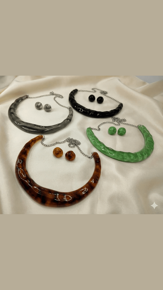 PACK OF 4 Resin Necklace Set