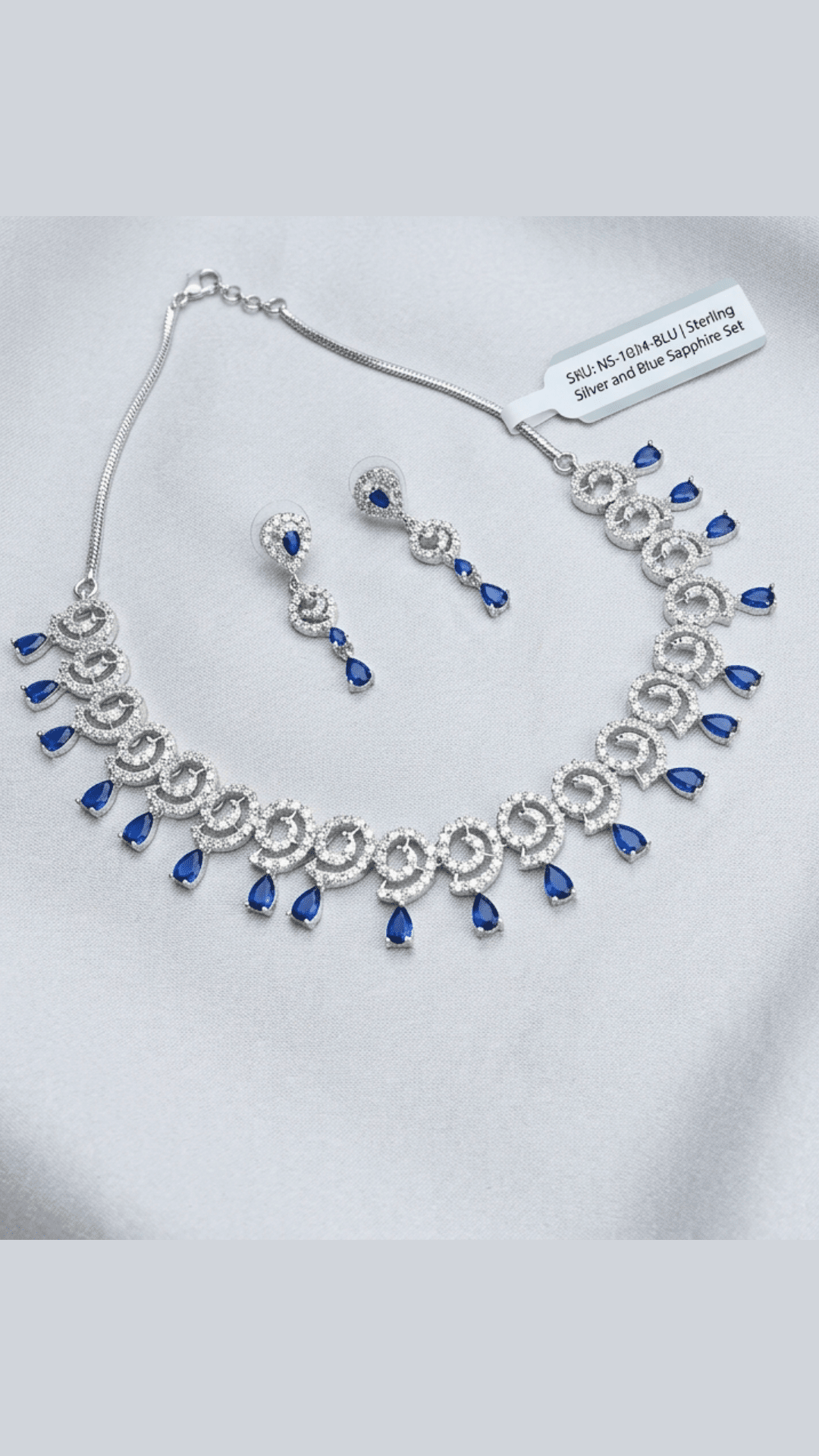 Costume Ad Necklace Set