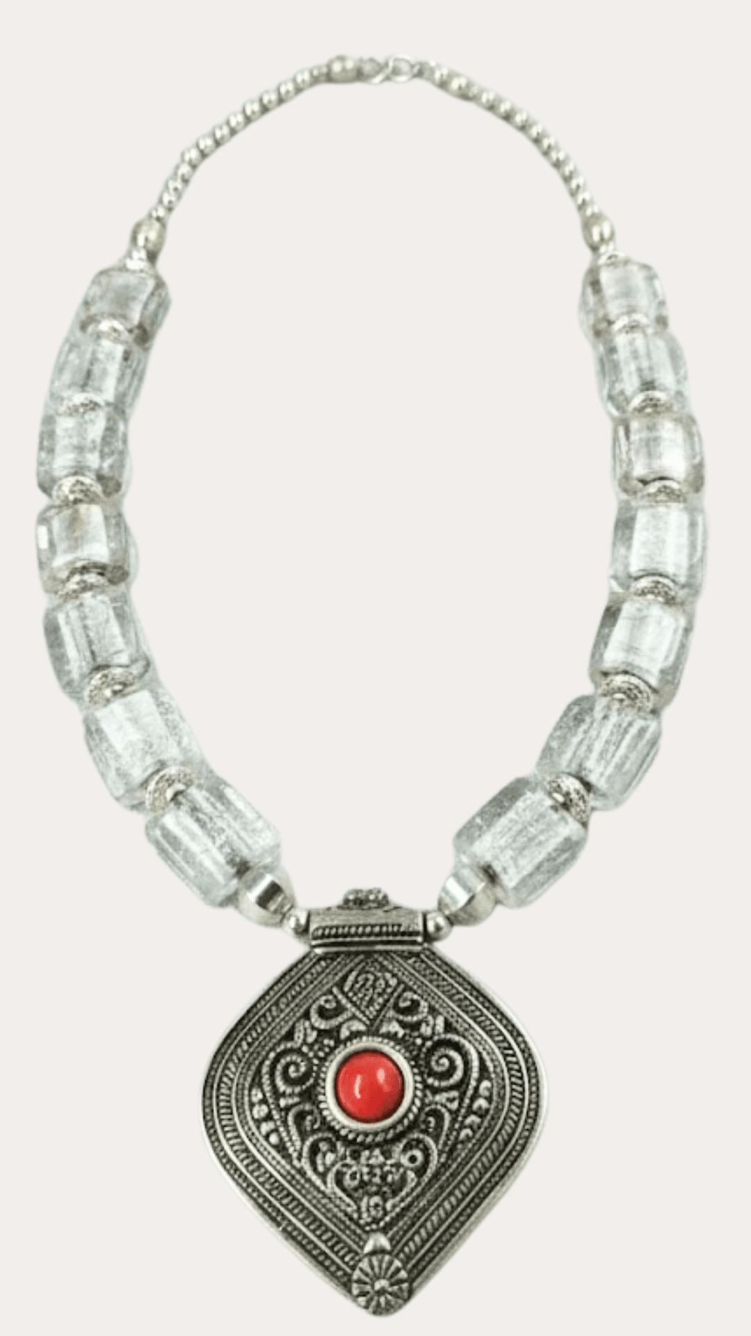 Elegant Glass Beads Necklace With Pendent