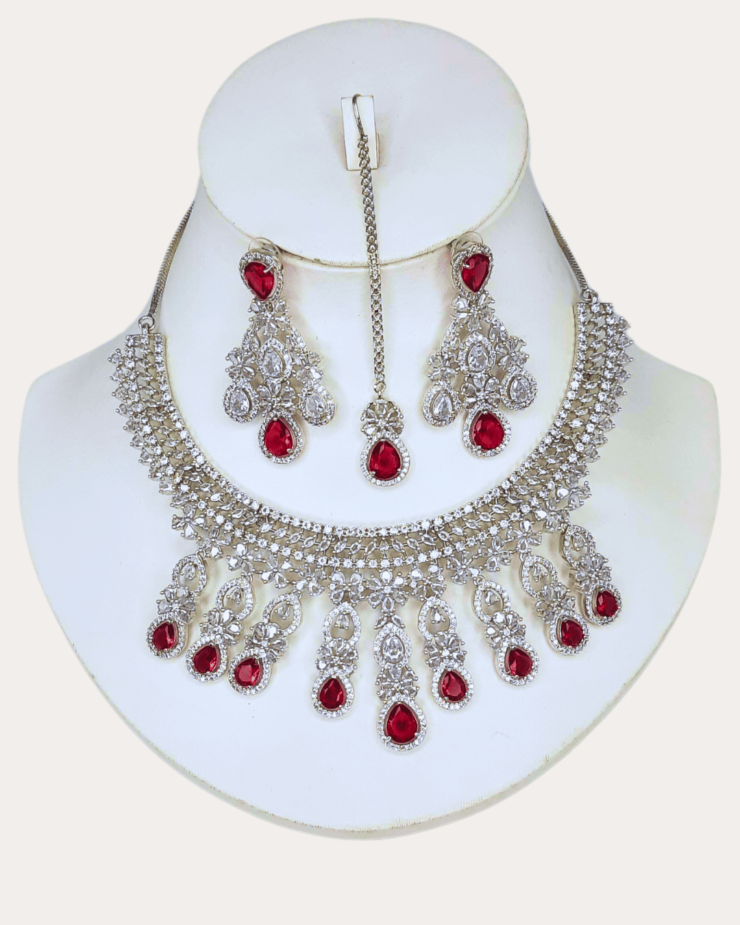 Dazzling Stone Necklace Set