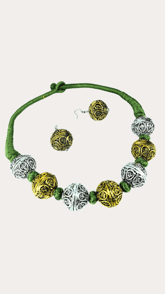 Thread Coller Necklace Set With Antique Silver Ball