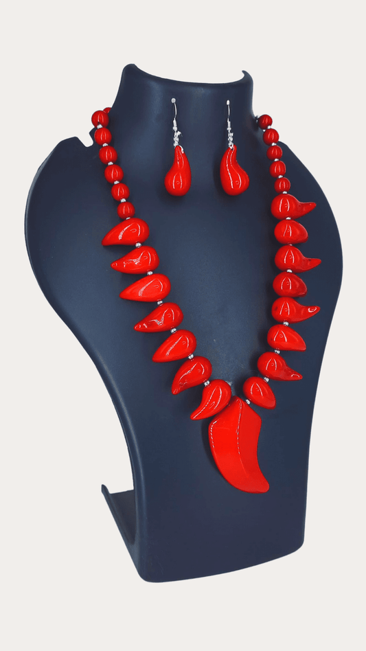Kaju Shaped Breads Necklace Set