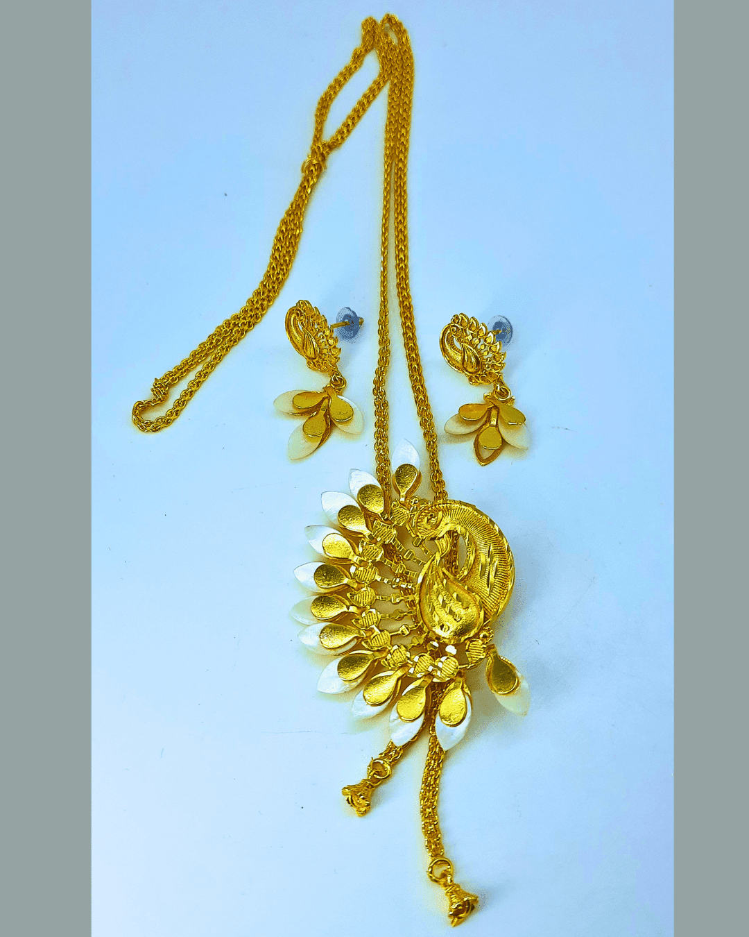 Gold Plated Shell Tie Chain