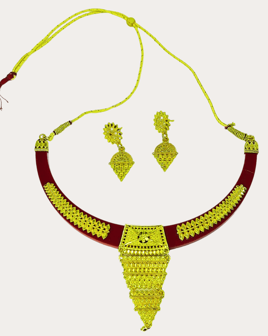 POLA NECKLACE