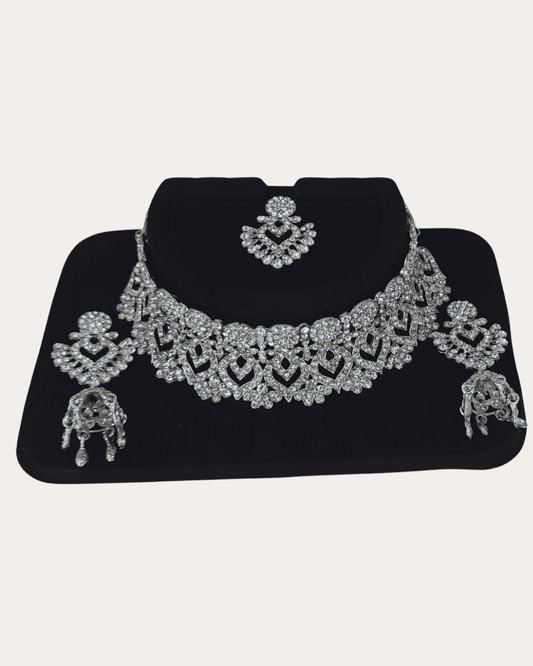 Stone Necklace Set With Mang Tikka