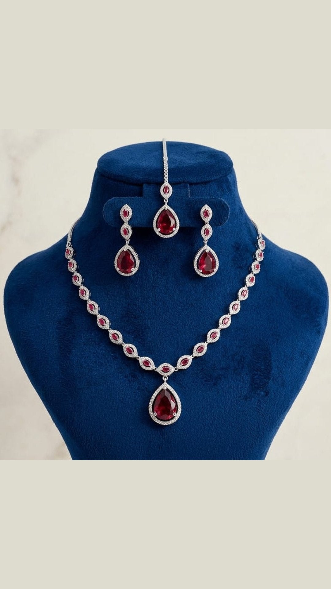 Costume Ad Waterdrop Shaped Necklace Set With Maang Tikka