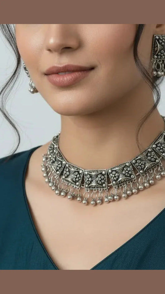 Hansuli Oxidize Necklace
