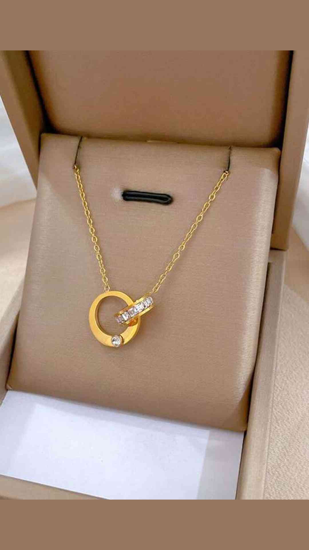 Circular Crystal Clavicle Gold Necklace with Roman Numerals Elegant Jewelry Crystal Gold-plated Plated Stainless Steel Chain