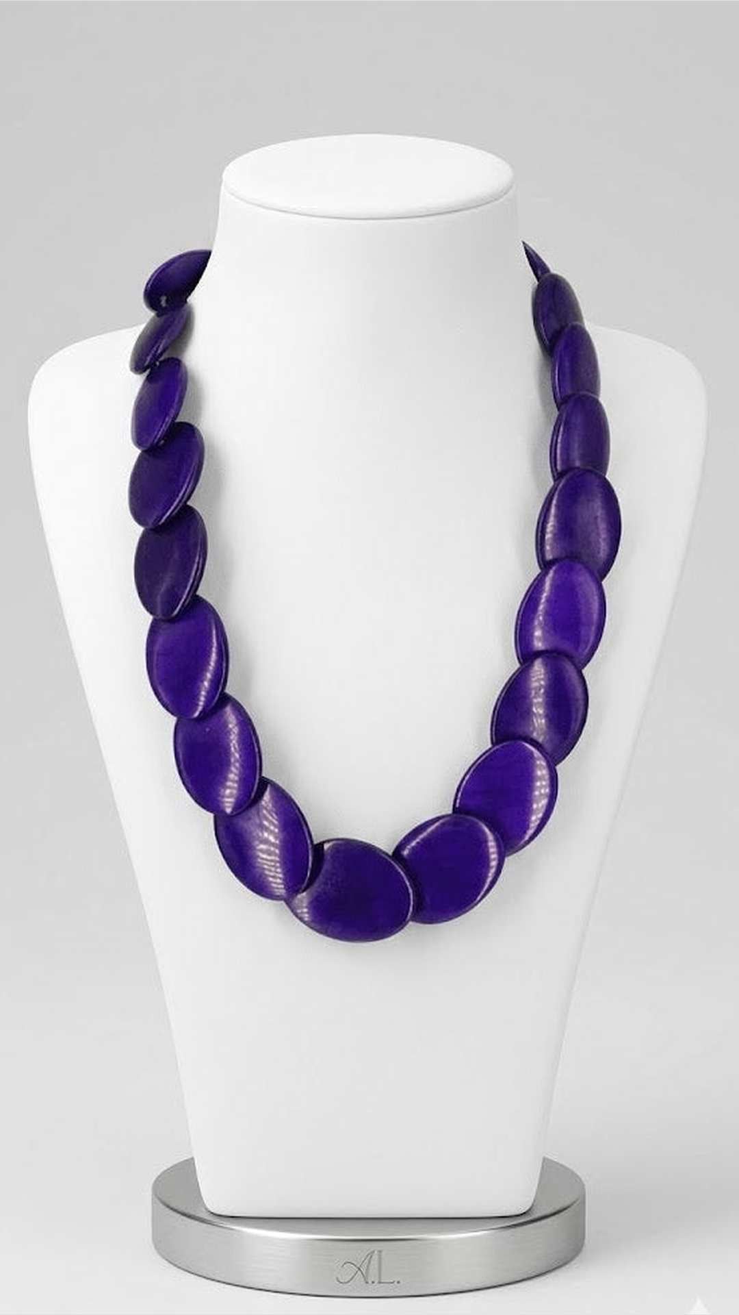 Oval Resin Beads Necklace
